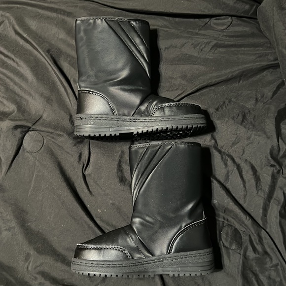 RUGGED EXPOSURE YOUTH KIDS BLACK SNOW BOOTS WITH VELCRO CLOSING - WINTER BOOTS - Picture 2 of 7